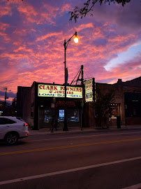 Clark Pawners & Jewelers 04
