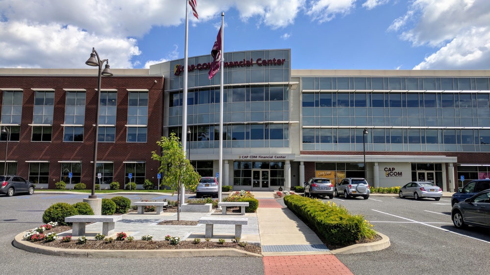 CAP COM Federal Credit Union & Financial Center 01