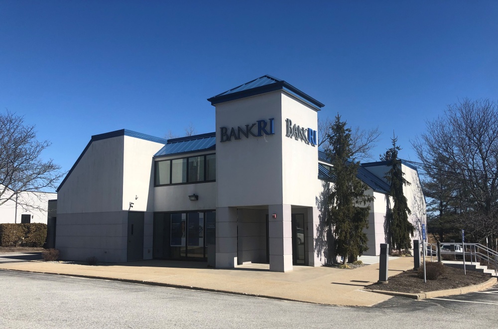 BankRI 01