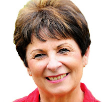 Mary Sleeter - Realtor - RE/MAX Distinctive Real Estate 04