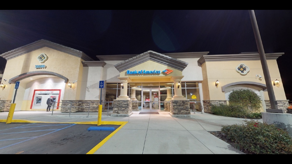 Bank of America (with Drive-thru ATM) 01