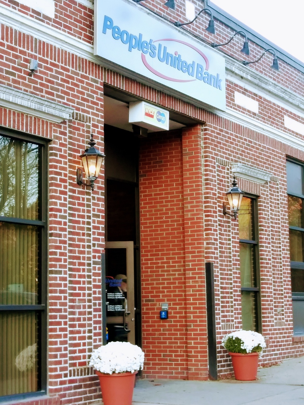 People's United Bank 01