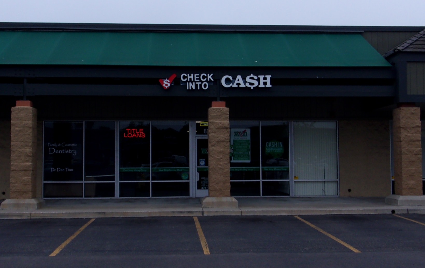 Check Into Cash 01