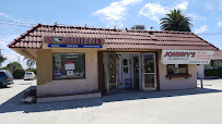 M Lhuillier Financial Services 02