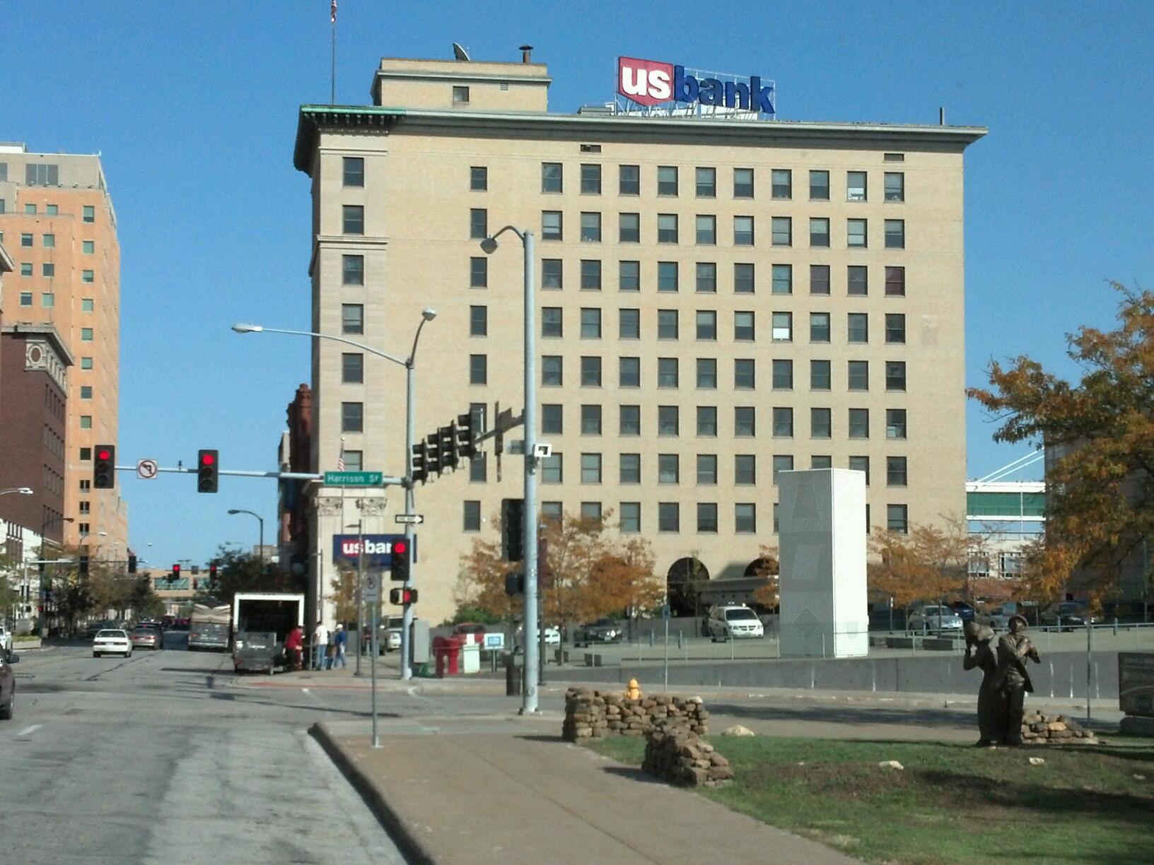 U.S. Bank Branch 01
