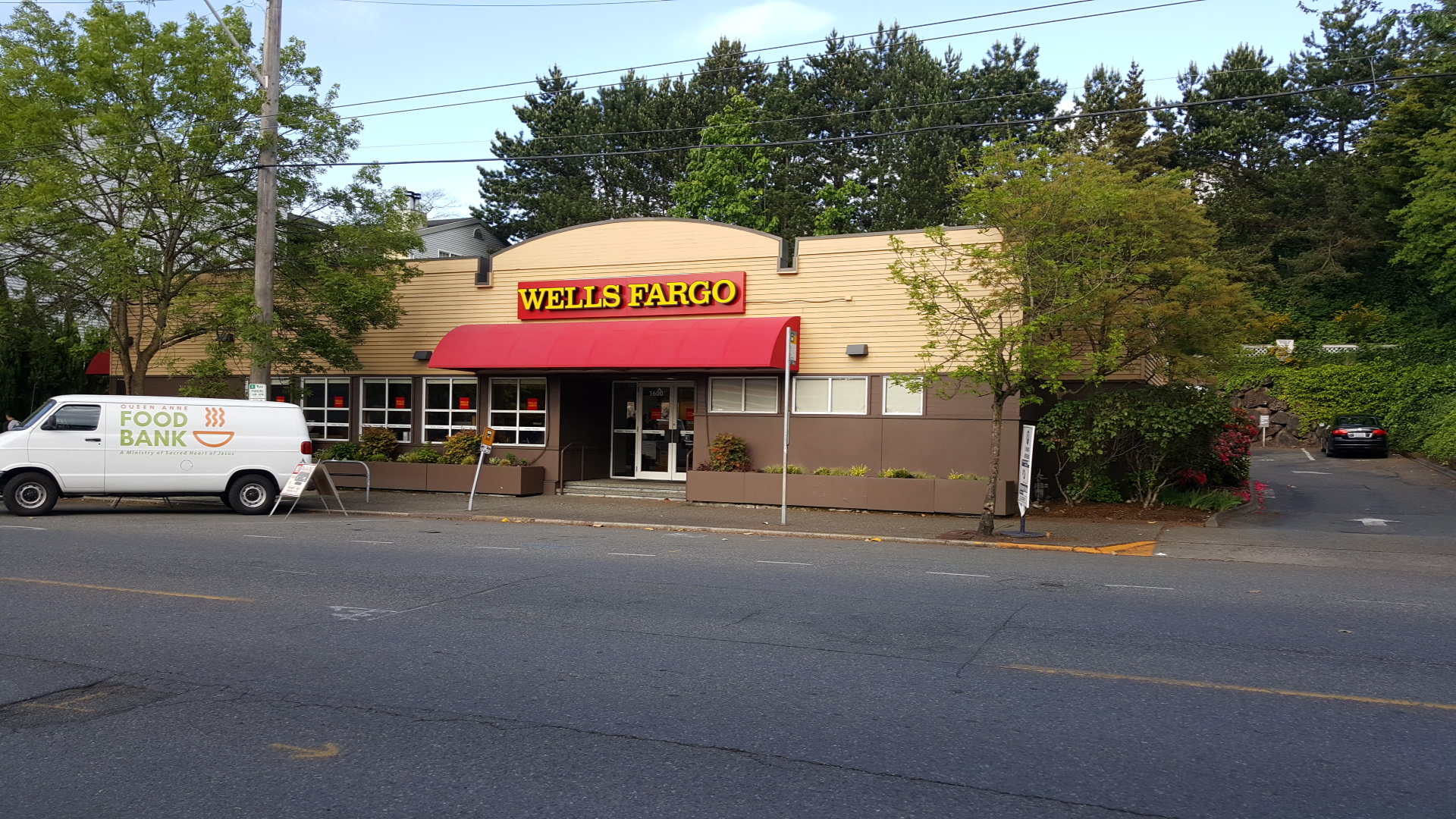 Wells Fargo Bank 01