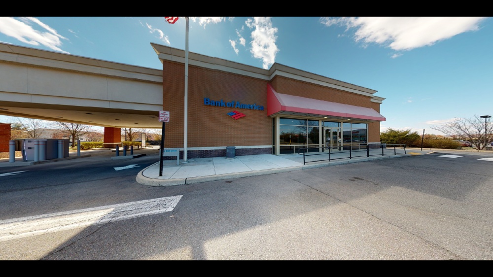 Bank of America (with Drive-thru ATM) 01