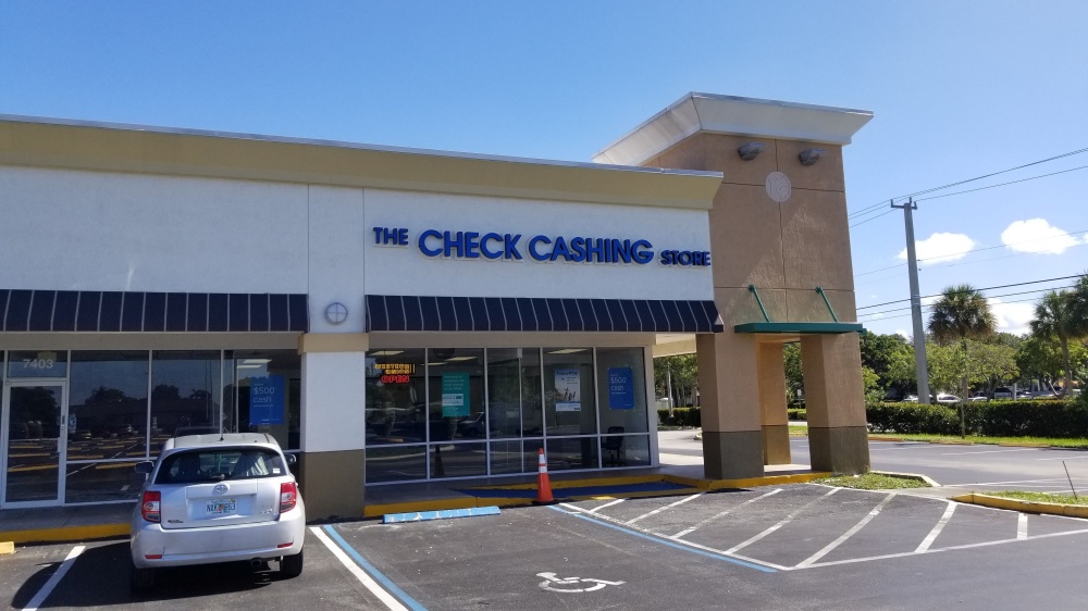 The Check Cashing Store 01