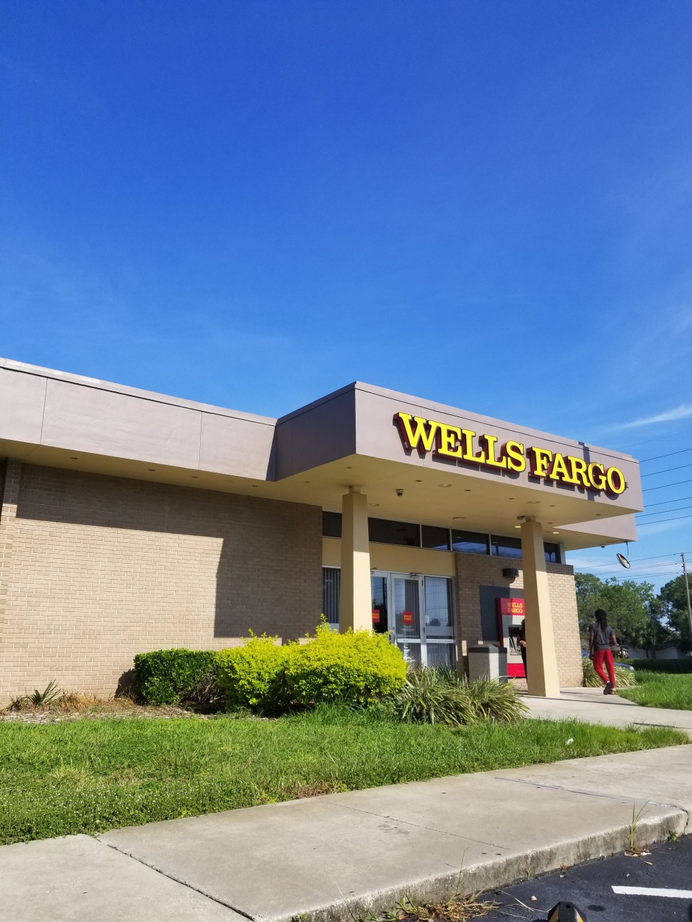 Wells Fargo Bank 01