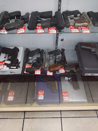 East Tampa Pawn and Gun 02