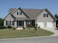 Norman Lee Real Estate Broker & Auctioneer 02