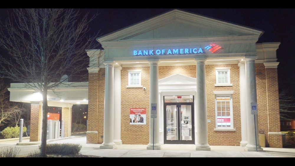 Bank of America (with Drive-thru ATM) 01