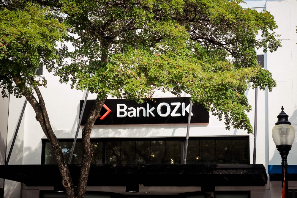 Bank OZK 01
