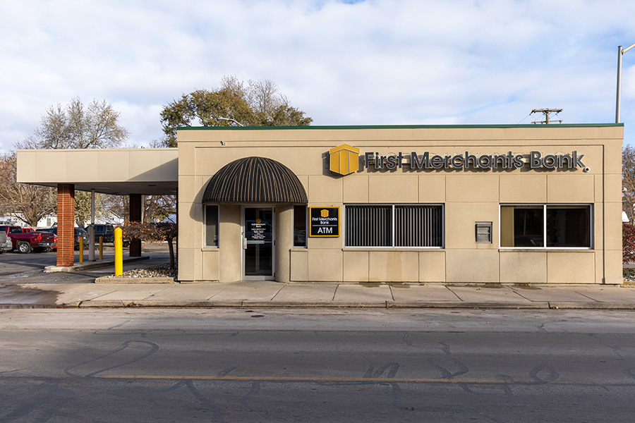 First Merchants Bank 01