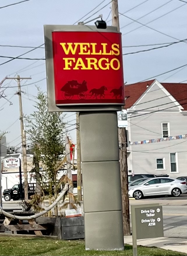 Wells Fargo Bank 01