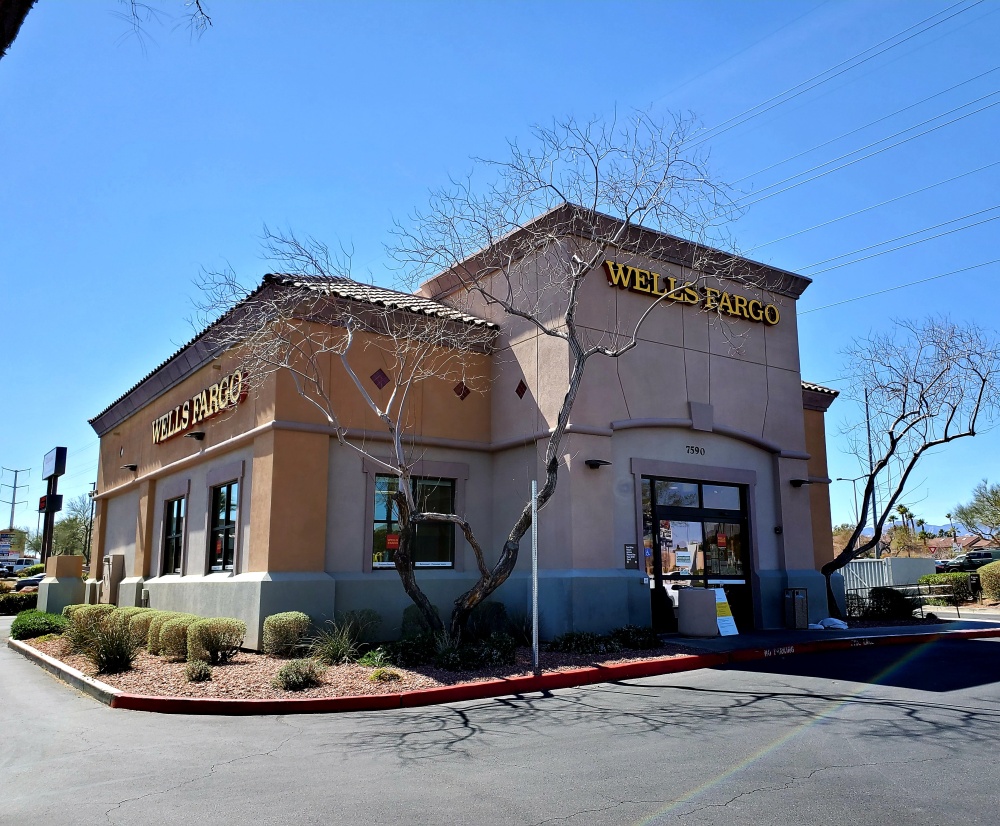 Wells Fargo Bank 01