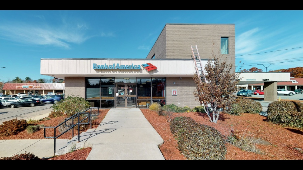 Bank of America (with Drive-thru ATM) 01