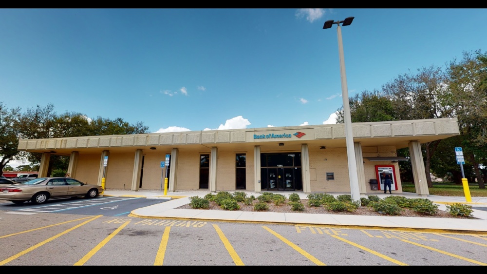 Bank of America (with Drive-thru ATM) 01