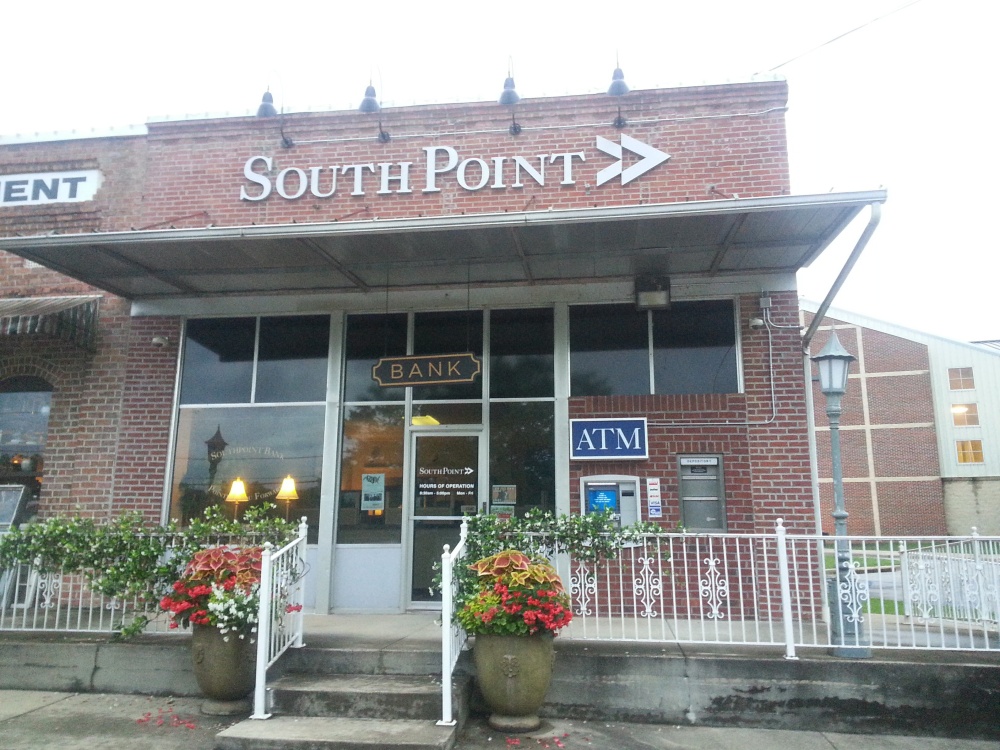 SouthPoint Bank 01