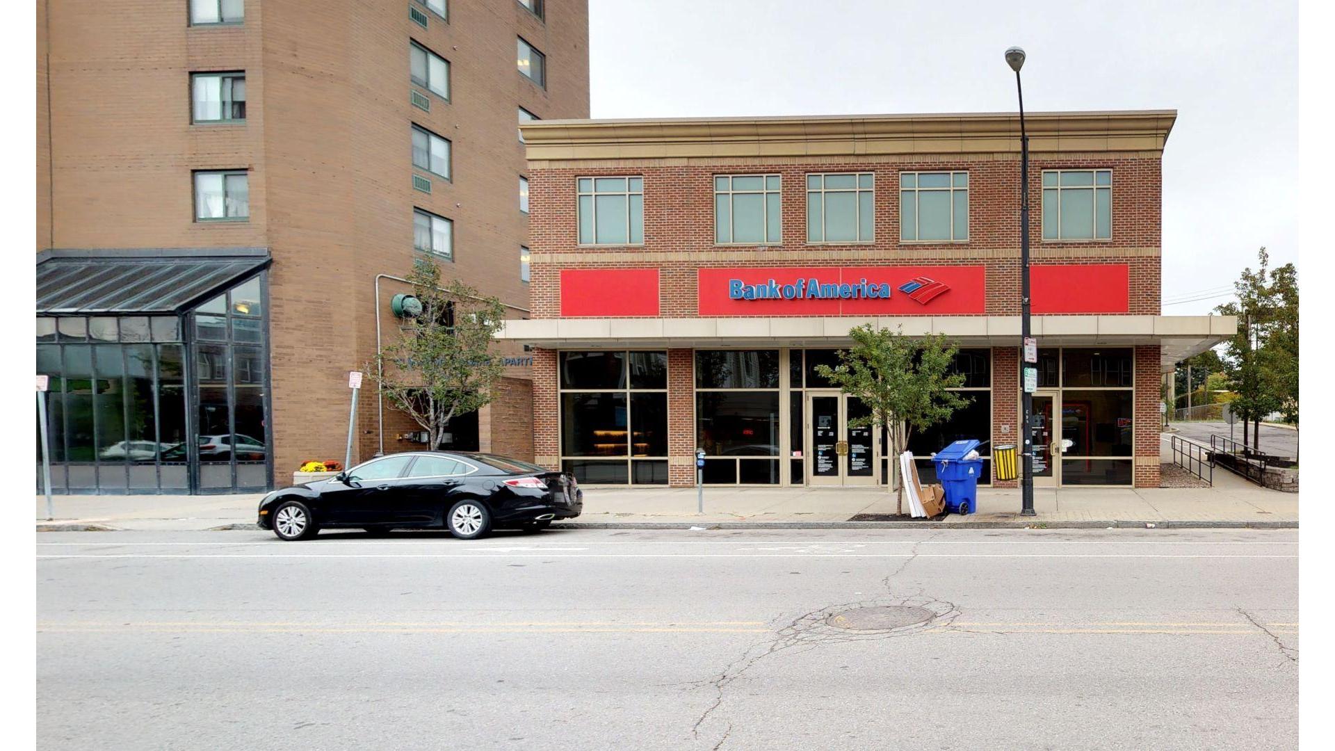 Bank of America (with Drive-thru ATM) 01