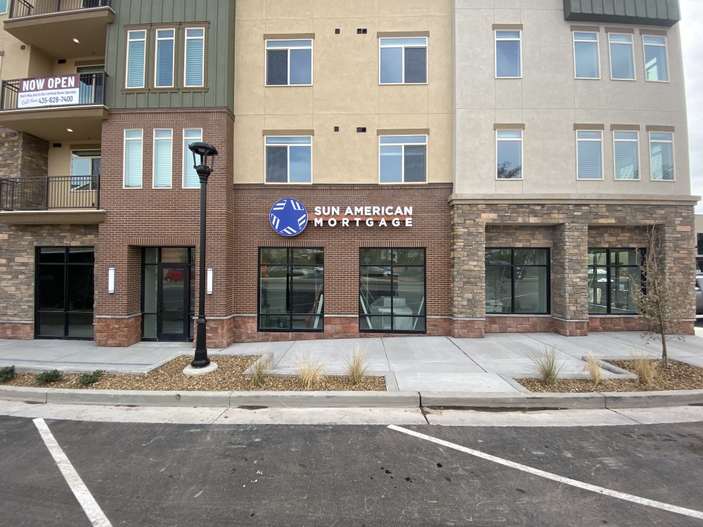 Sun American Mortgage - Joule Plaza 01