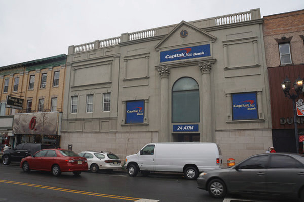 Capital One Bank 01