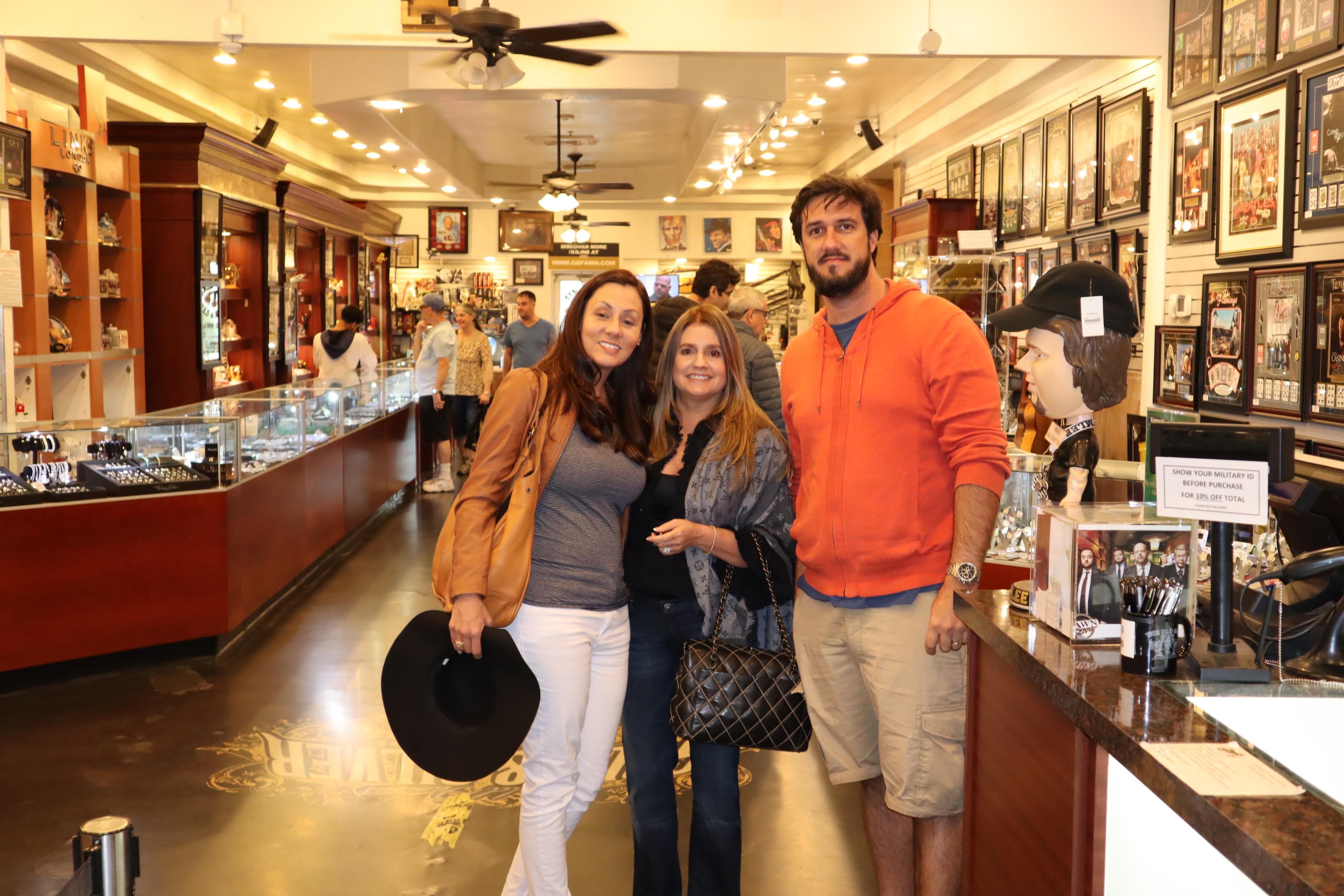 Gold & Silver Pawn Shop 01