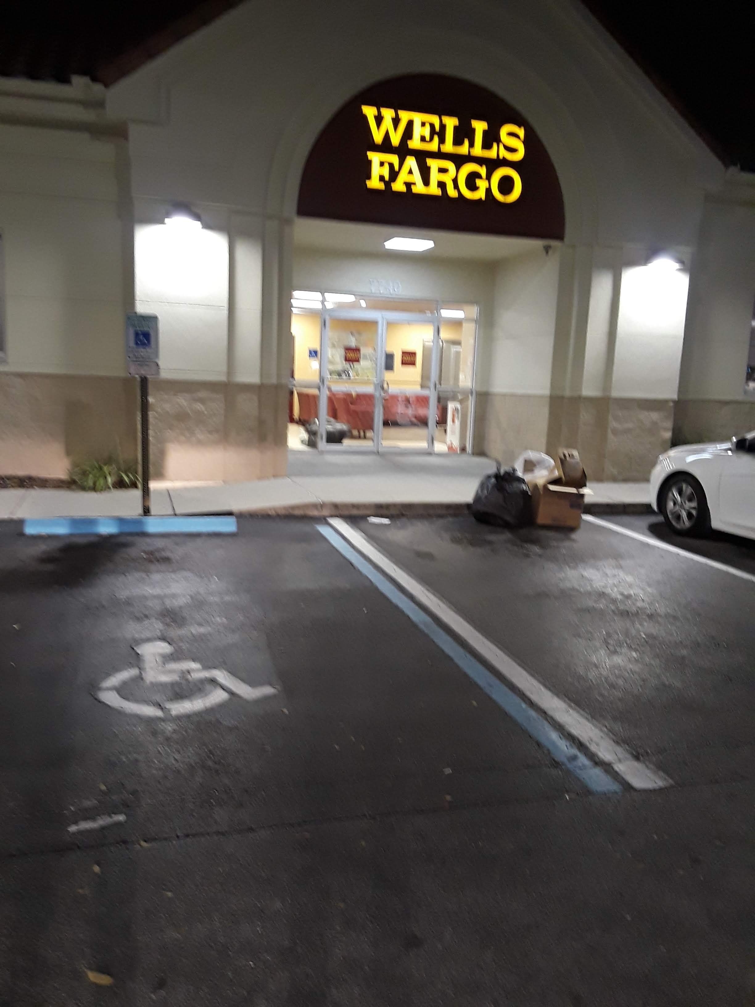 Wells Fargo Bank 01