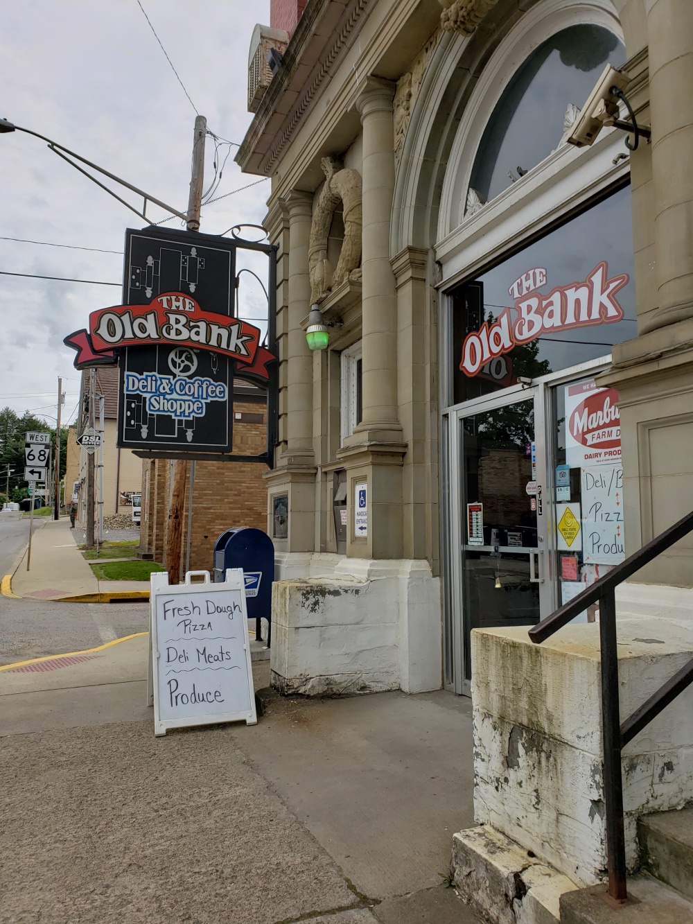 The Old Bank Deli & Coffee Shoppe 01