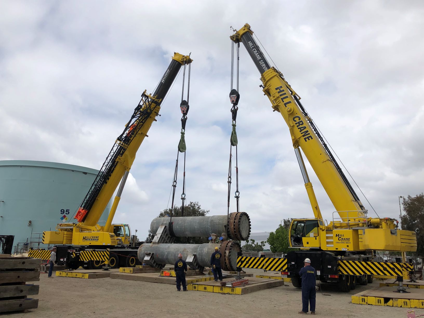 Hill Crane Service 01