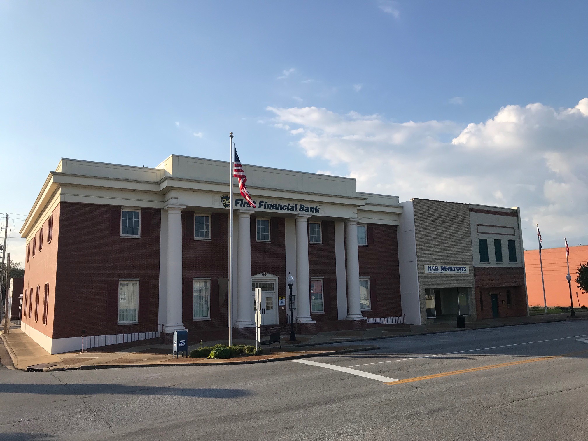 First Financial Bank 01