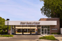 Byline Bank 01