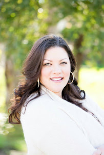 Kristine Messa, Broker 02