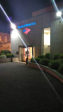Bank of America (with Drive-thru ATM) 02