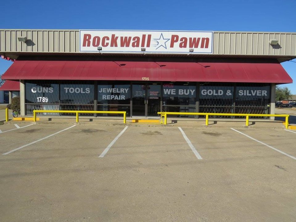Rockwall Pawn 01