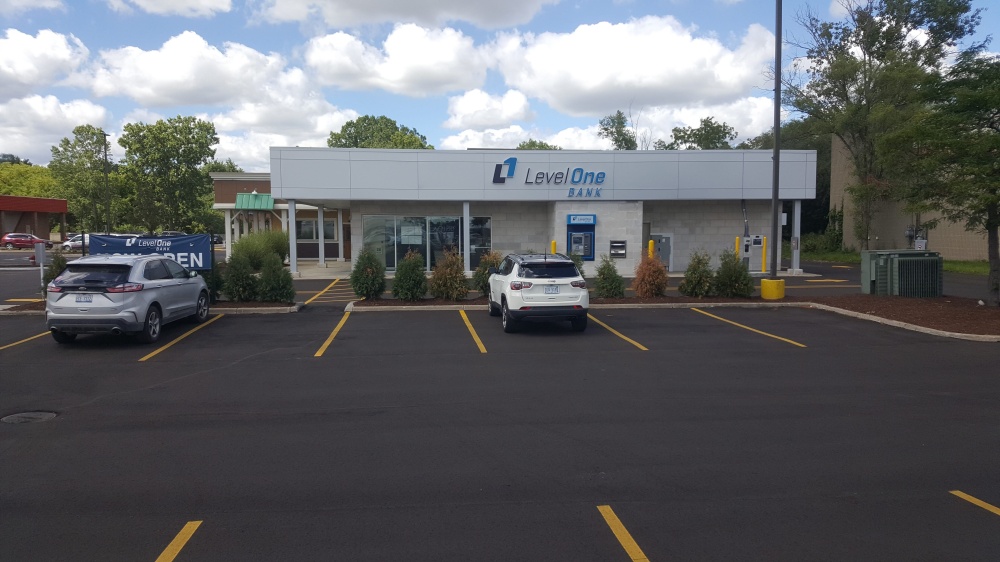Level One Bank Rochester Michigan 01
