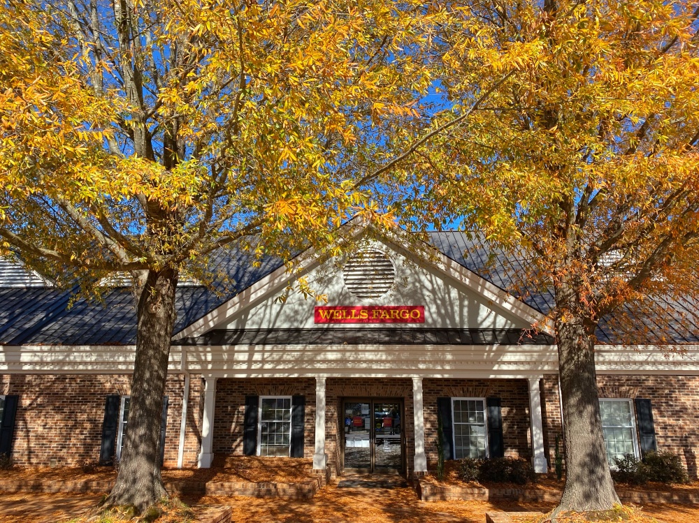 Wells Fargo Bank 01