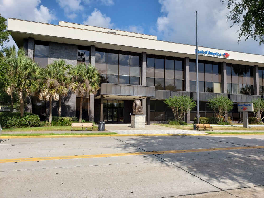 Bank of America (with Drive-thru ATM) 01