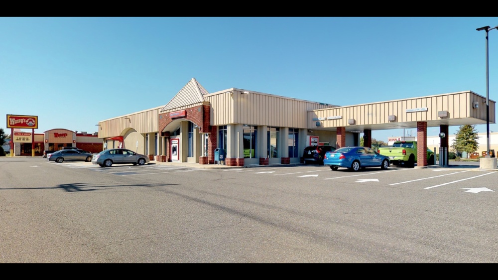 Bank of America (with Drive-thru ATM) 01