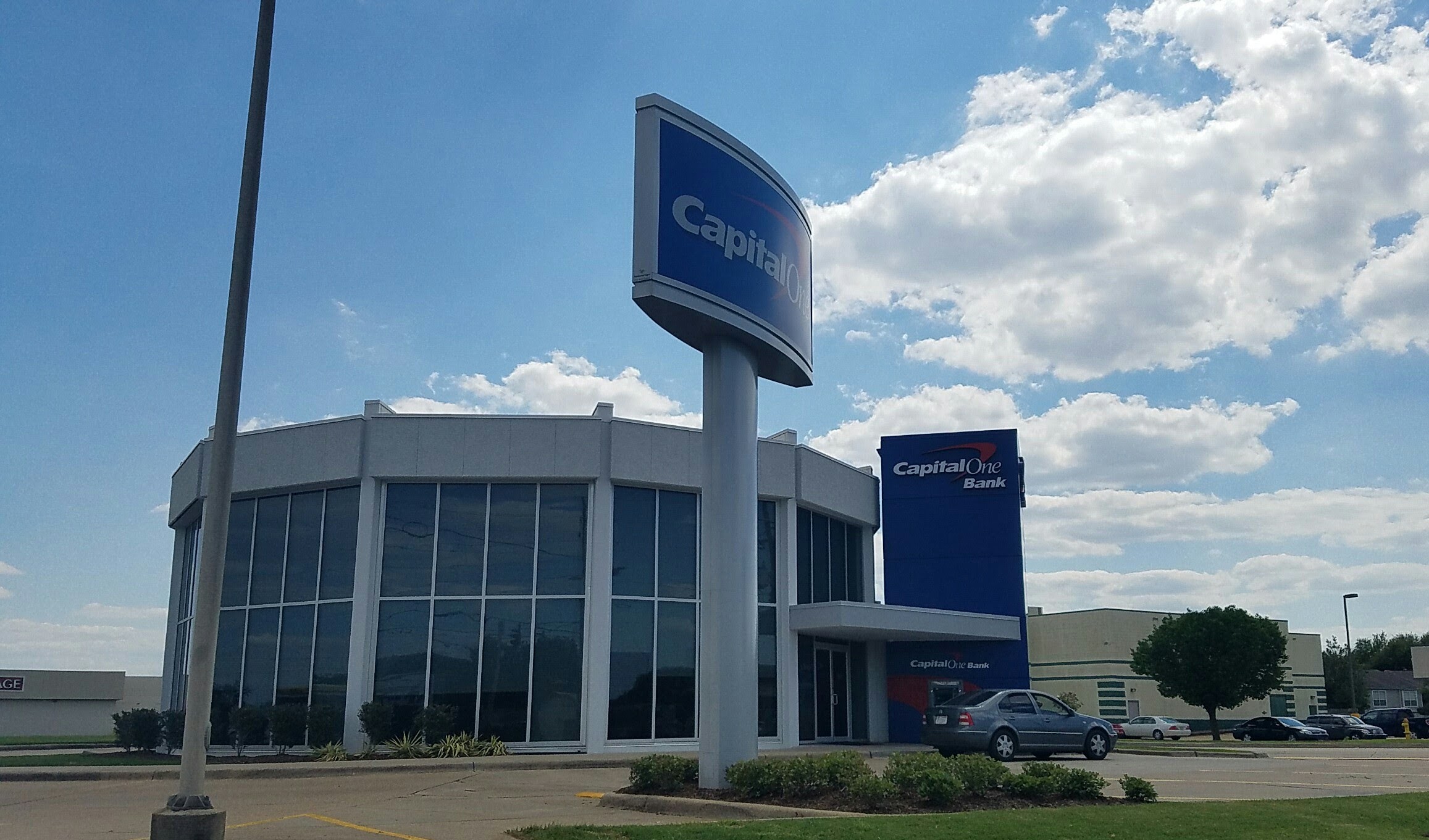 Capital One Bank 01