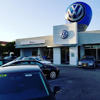 Winn Volkswagen Woodland Hills 01