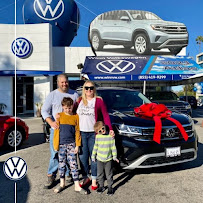 Winn Volkswagen Woodland Hills 02