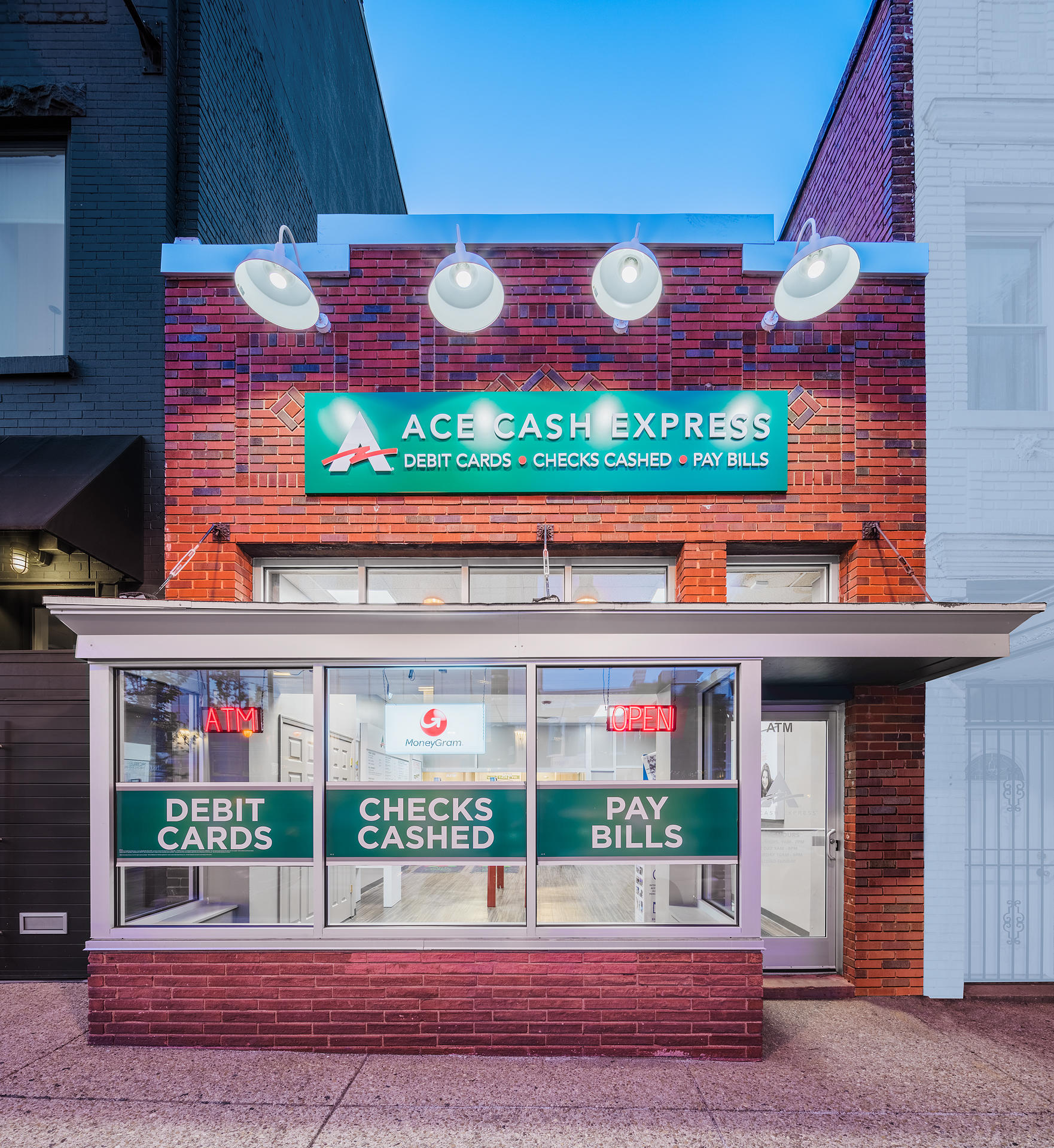 ACE Cash Express 01