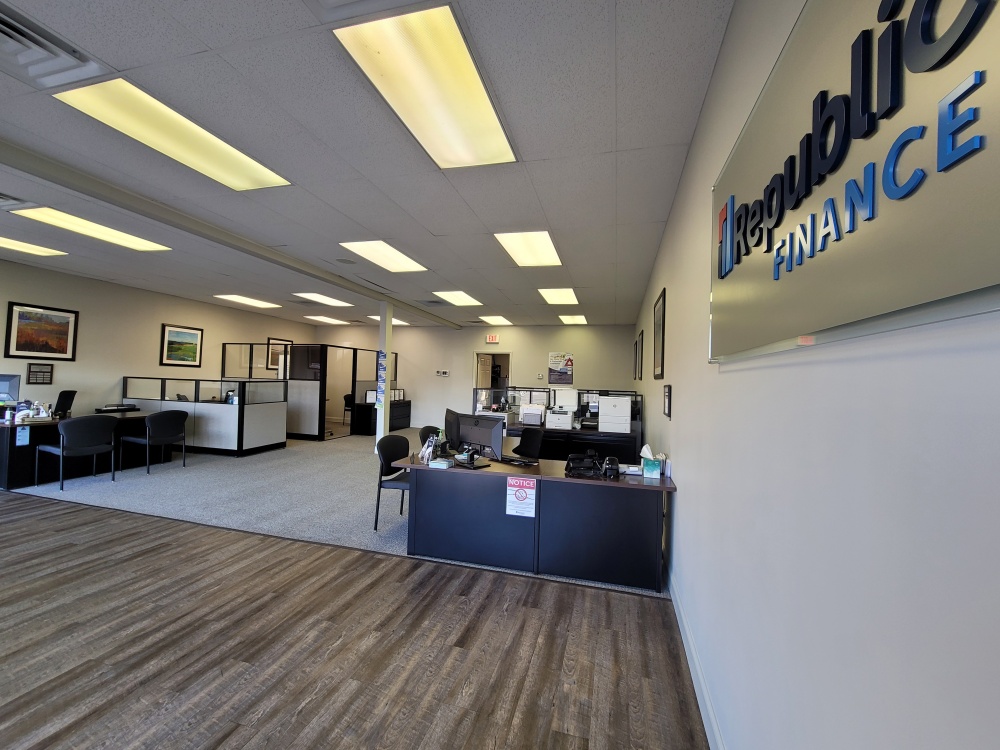 Republic Finance 01