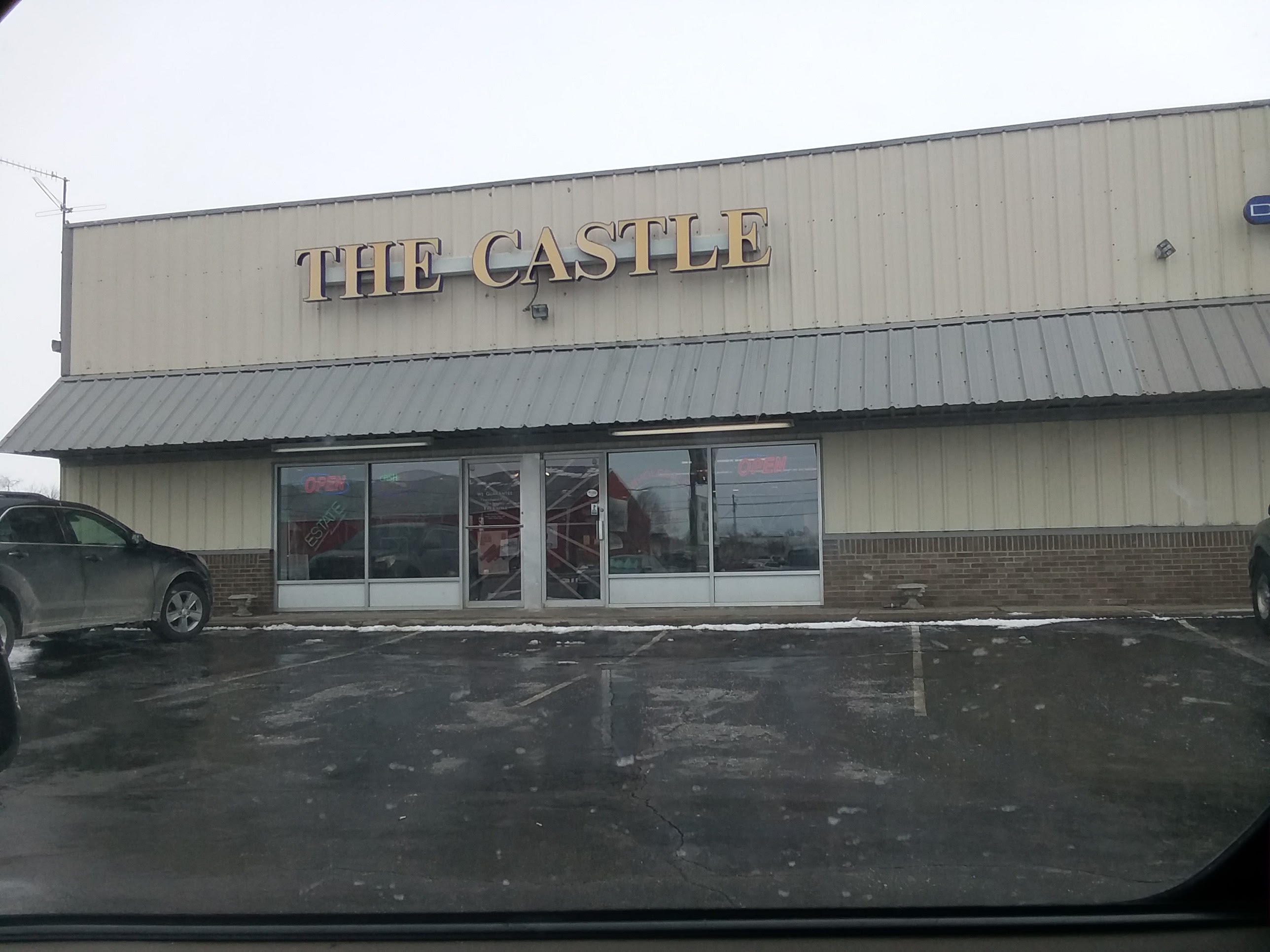 The Castle Jewelry and Pawn of Nicholasville 01