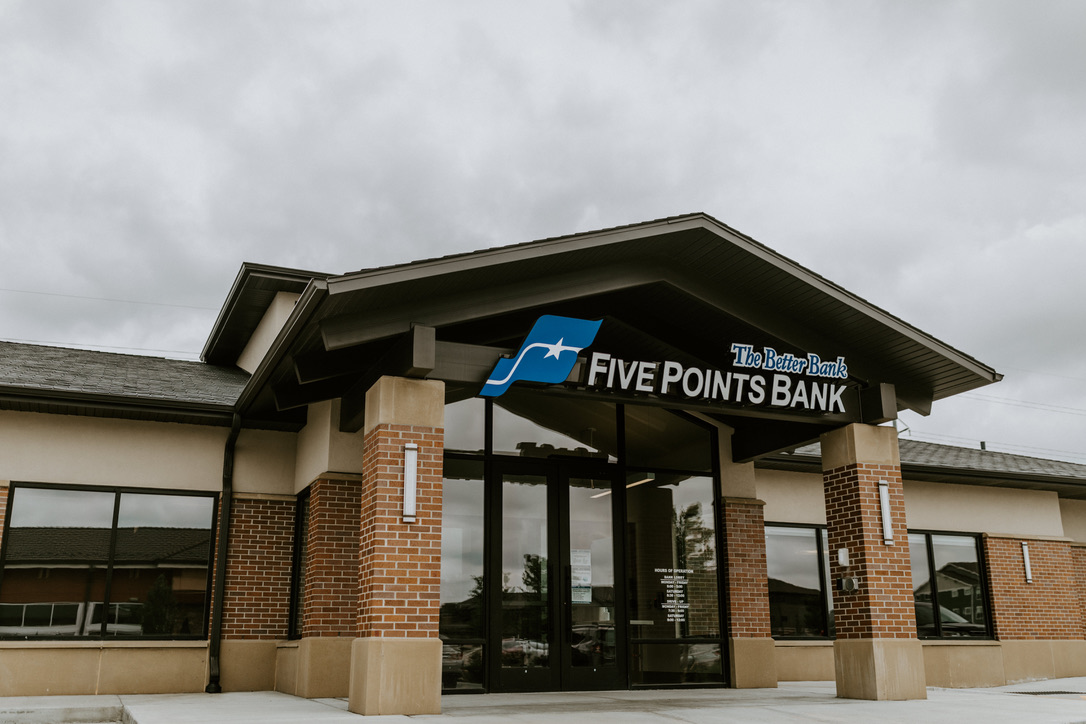 Five Points Bank 01