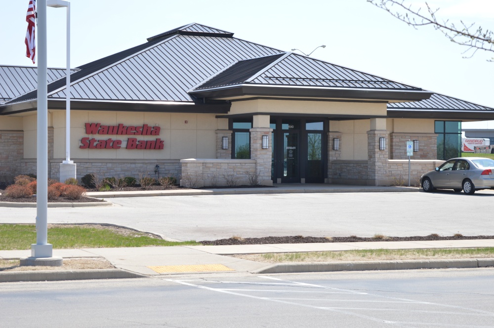 Waukesha State Bank 01
