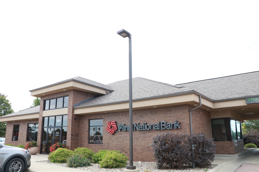 The First National Bank in Sioux Falls 01
