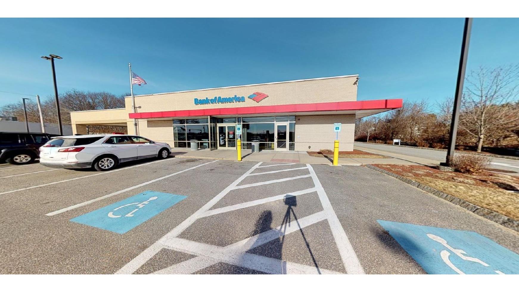 Bank of America (with Drive-thru ATM) 01