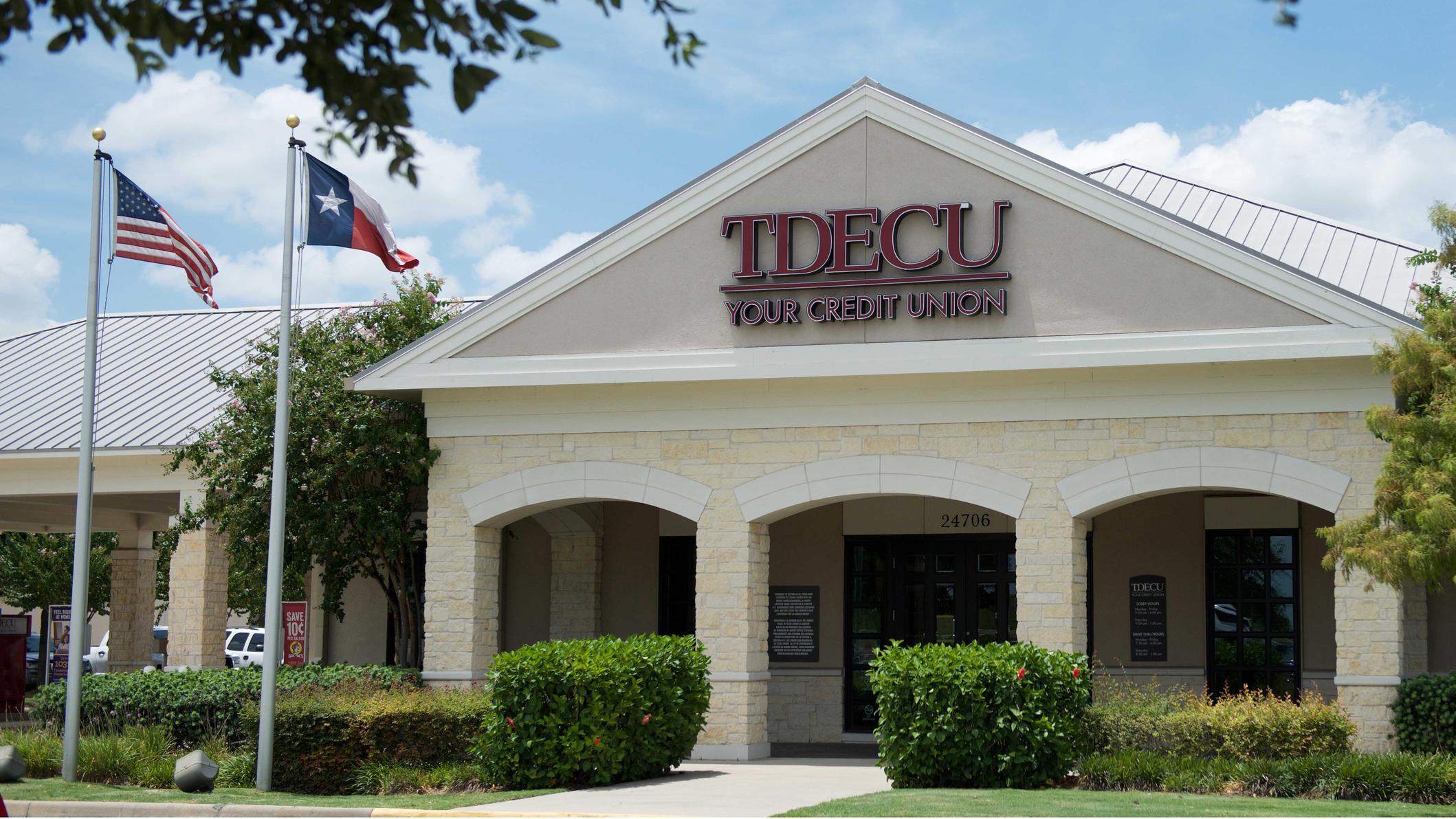 TDECU Rosenberg 01